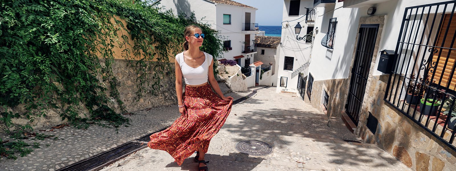 hero-exchange-student-exploring-spain